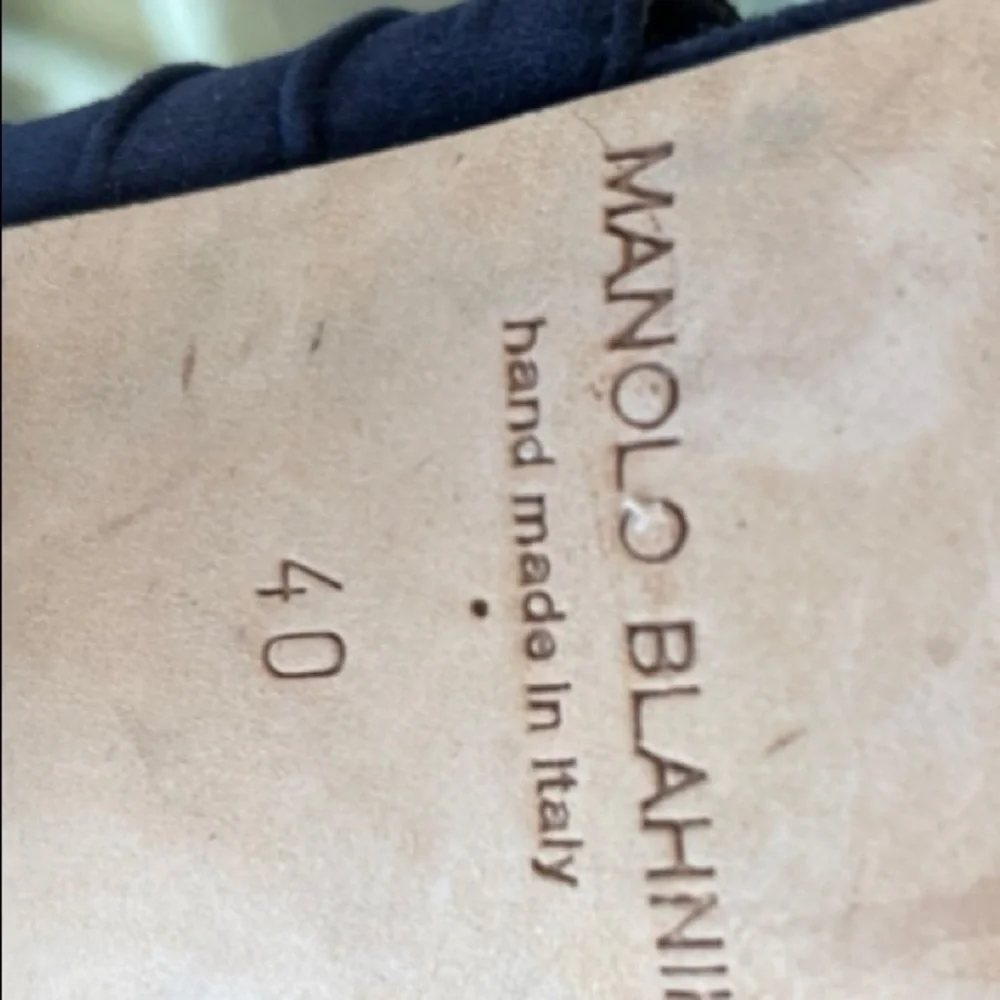 MANOLO BLAHNIK navy BLUE SUEDE SHOES heels size 10 - Picture 5 of 7